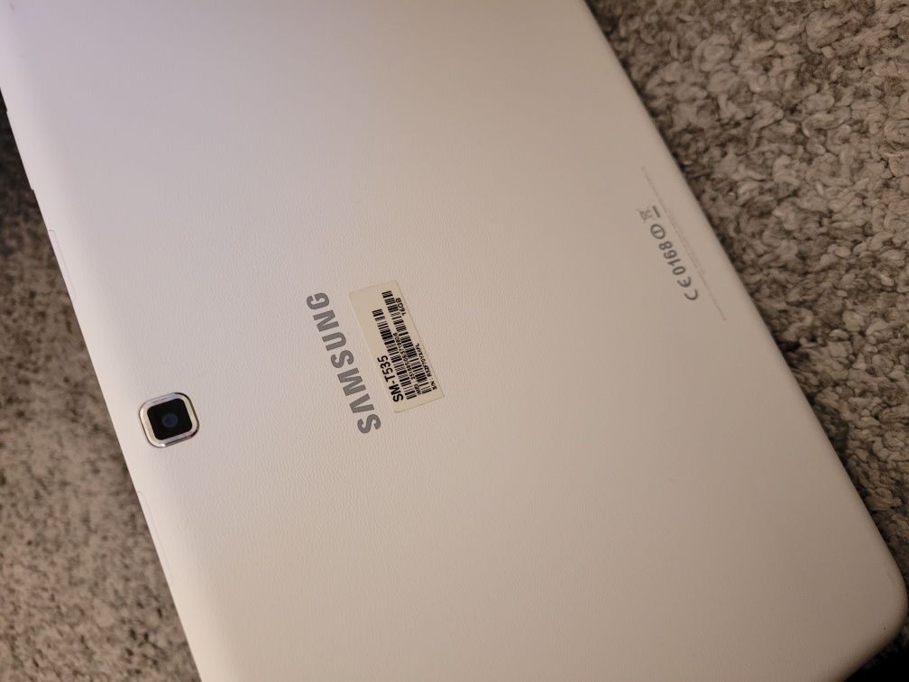 Tablet Samsung Galaxy Tab 4 com Sim card (4G)