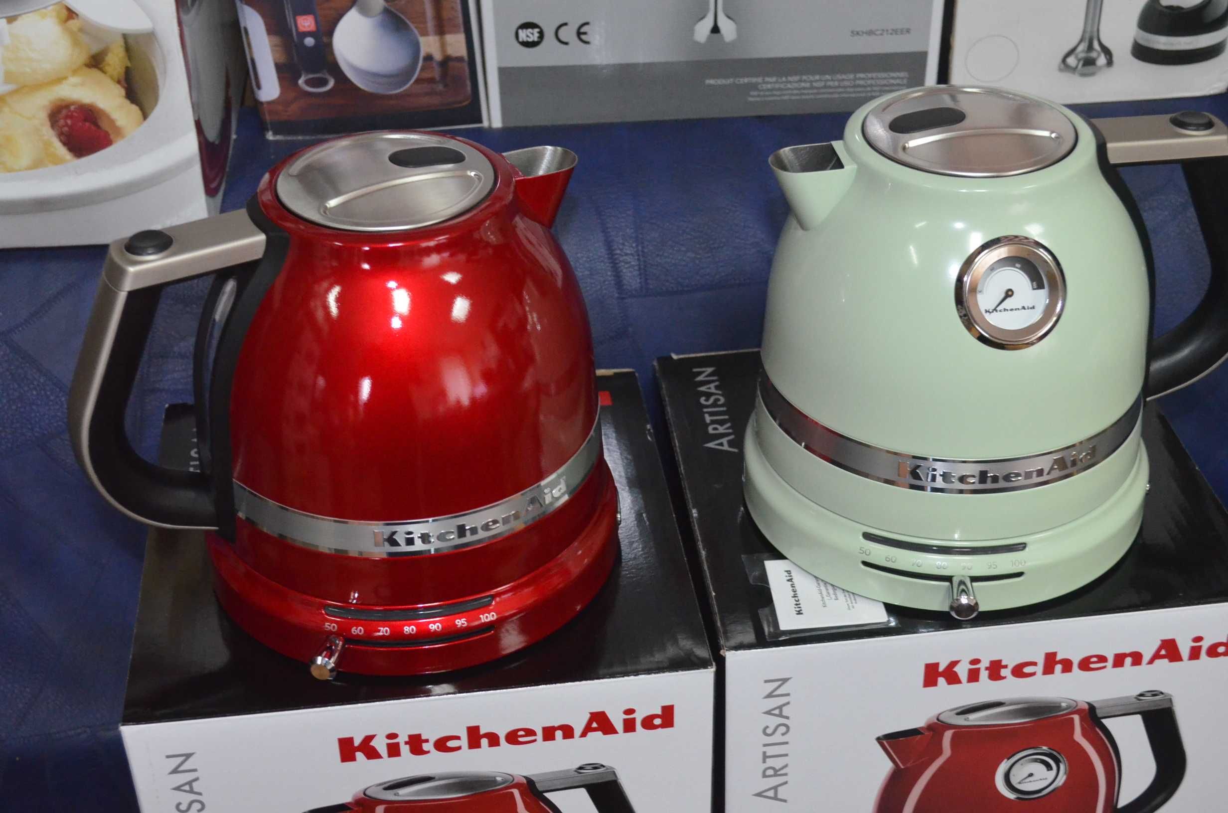 Чайник KitchenAid 5KEK1522ECA Artisan Все цвета в наличии красный белы