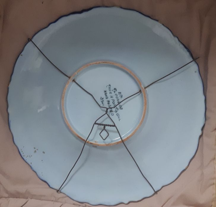 Prato decorativo cerâmica Alcobaça EPL  pintado à mão n. 334 anos 40