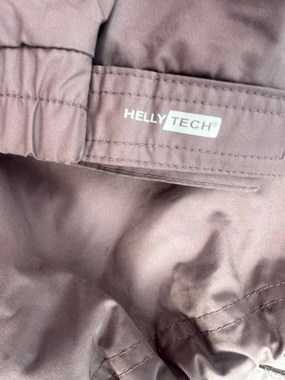 Продам ветровку helly hansen