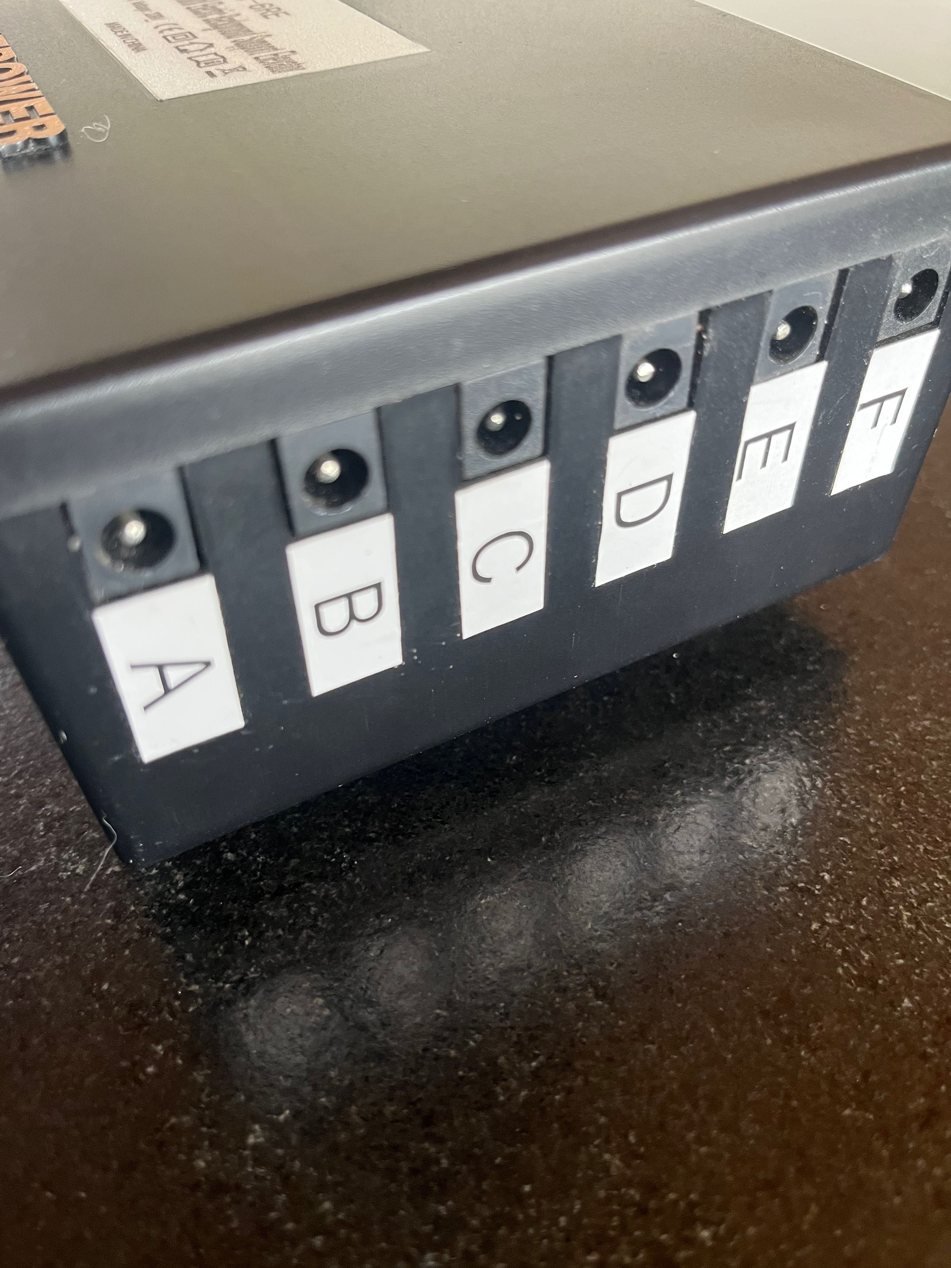 Elektryczny system zawieszania teł na 6 teł  NG-6RE fotografia