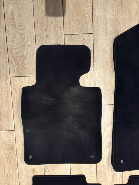 Dywaniki welurowe wycieraczki BMW e46 czarne oryginalne komplet