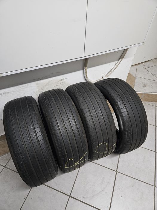 Шини Michelin 205 55 17