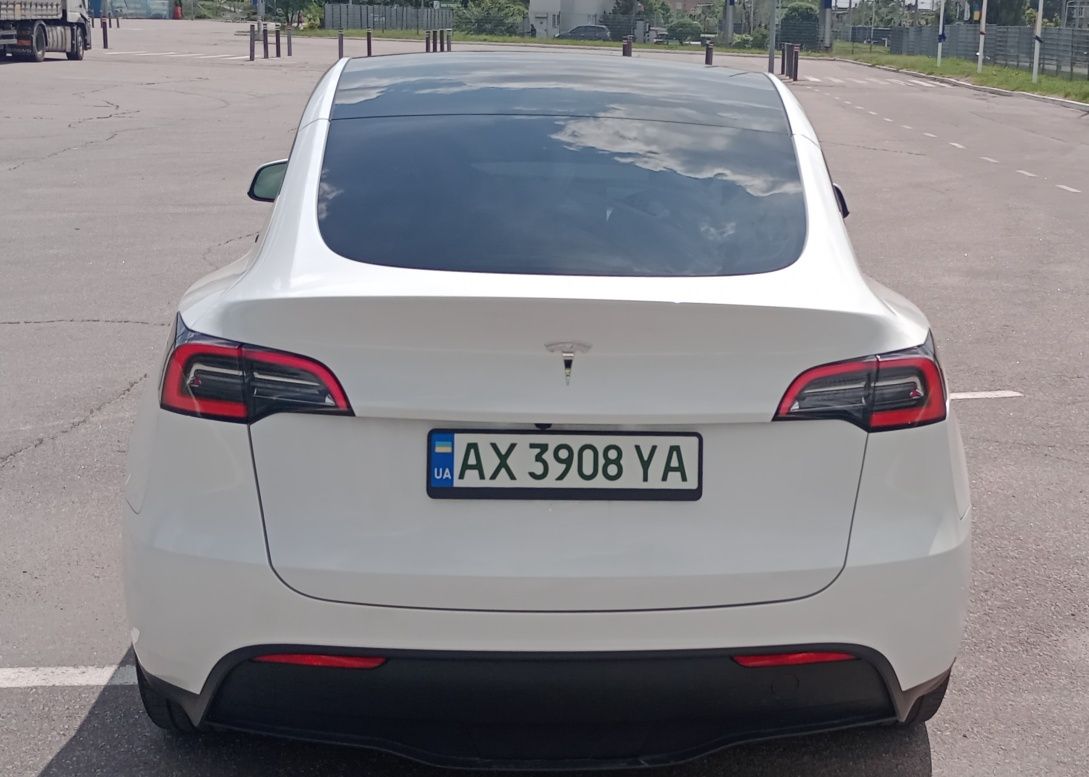Tesla model Y 2023р. Long Renge 82kWh 25500$