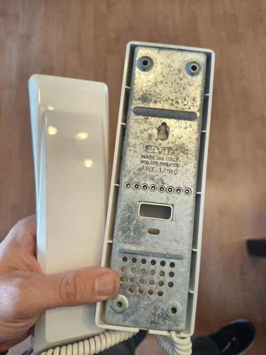 Intercomunicadores / telefone de porta Elvox