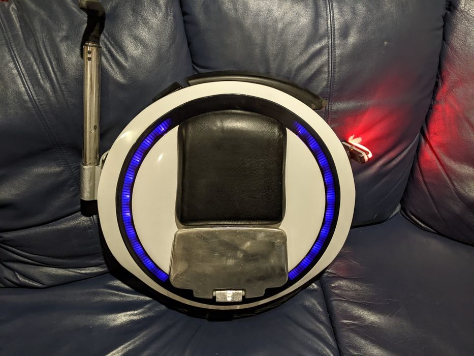 Моноколесо Ninebot One 70км пробіг на одному заряді, 31км/год 841Wh
