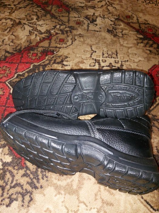 Ботинки рабочие 42р.