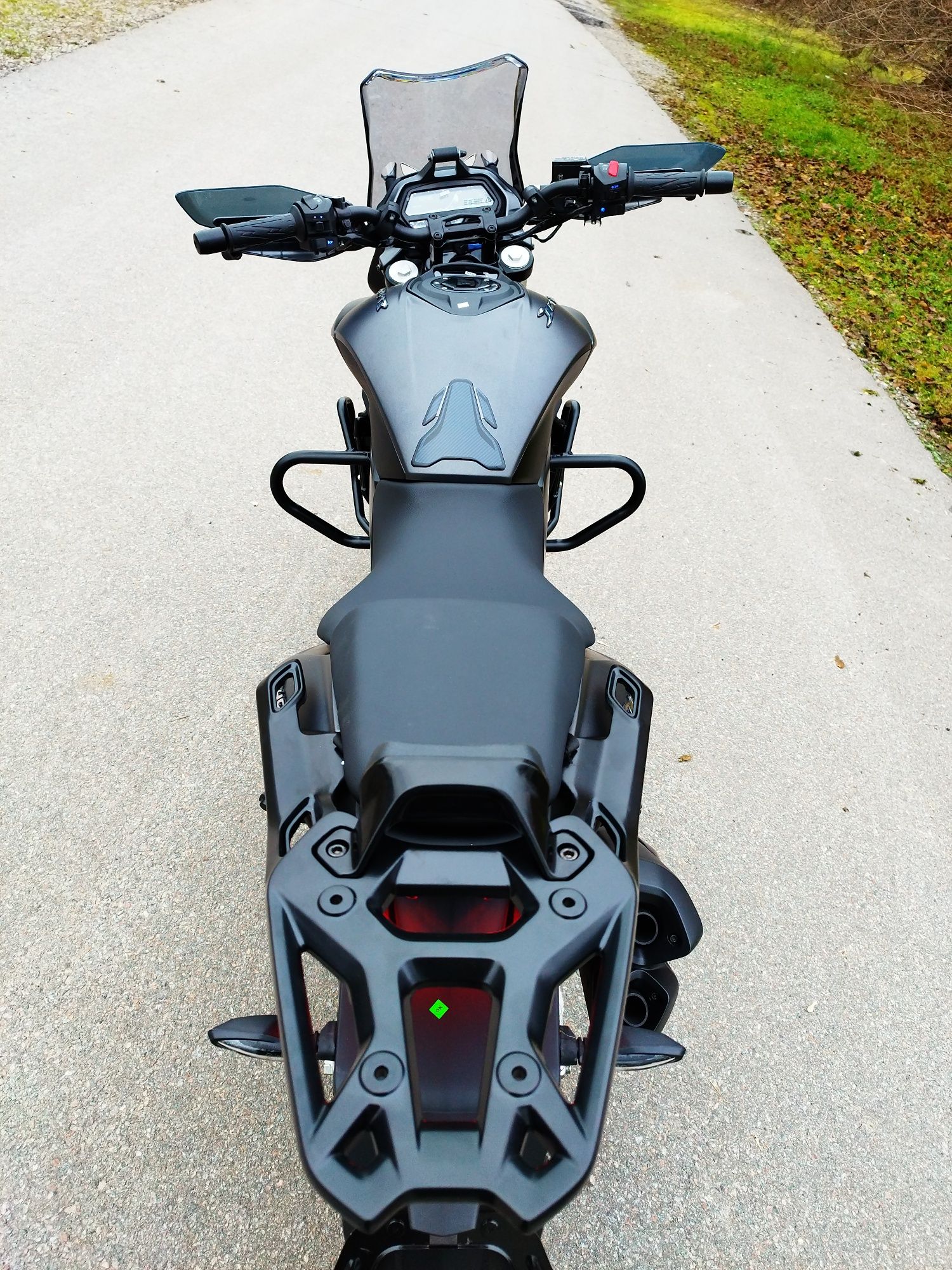 Мотоцикл Bajaj Dominar 400