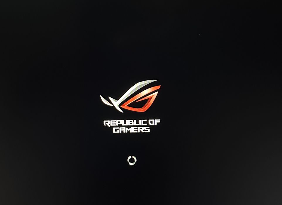 Asus Rog Strix G512 LU