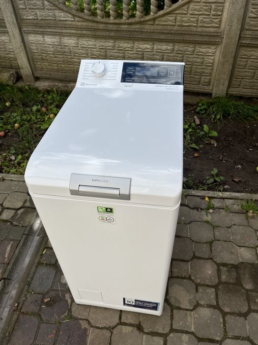 Пральна машина Electrolux 1-7 кг