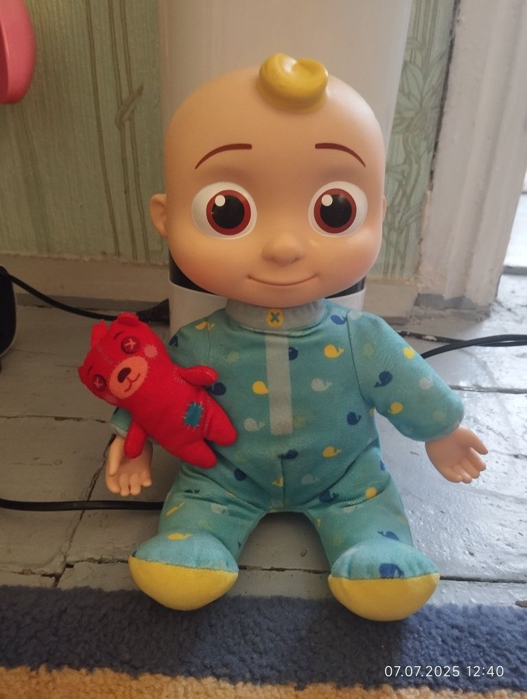Продам іграшку CoComelon