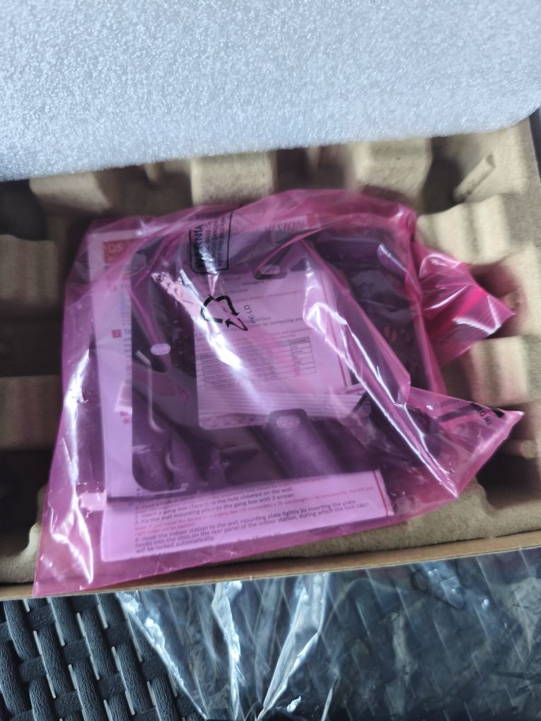 Monitor wideofonowy IP HikvisionDS-KH6350-WTE1