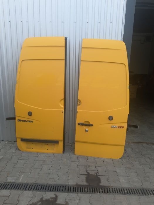 Дверь Дверка Боковая Крафтер Спринтер Mercedes Sprinter Crafter 906