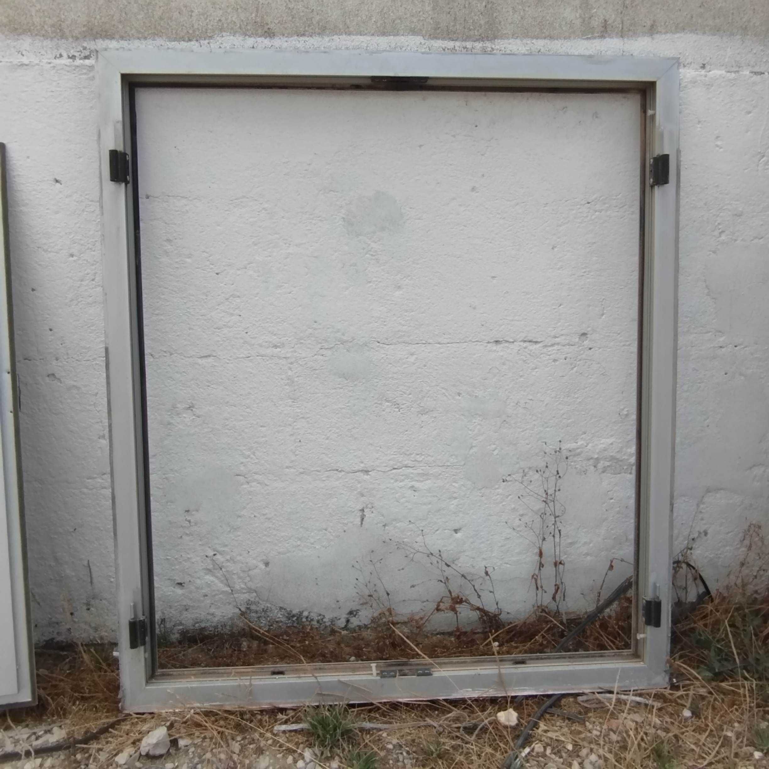 Portas e Janela de abrir em Aluminio - USADO