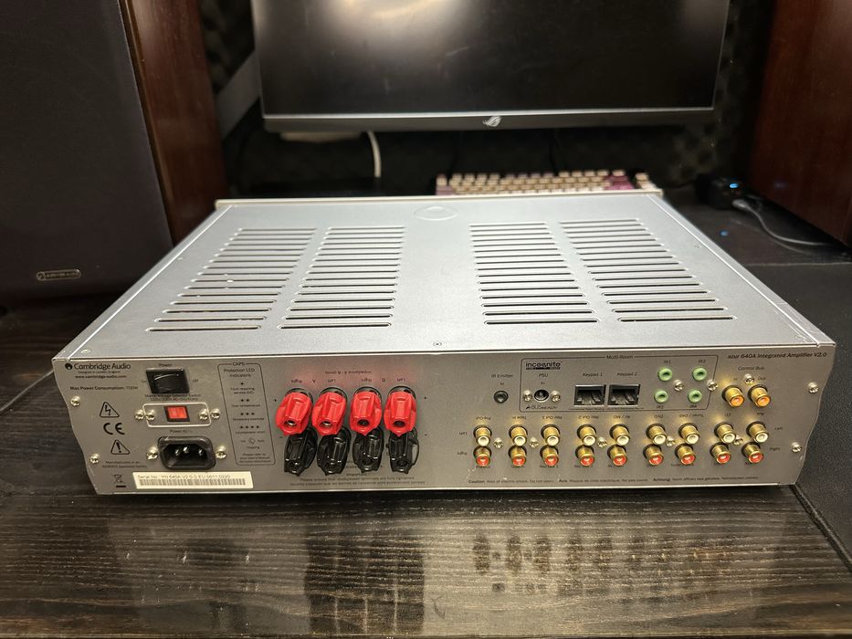 Усилитель Cambridge Audio Azur 640A V2