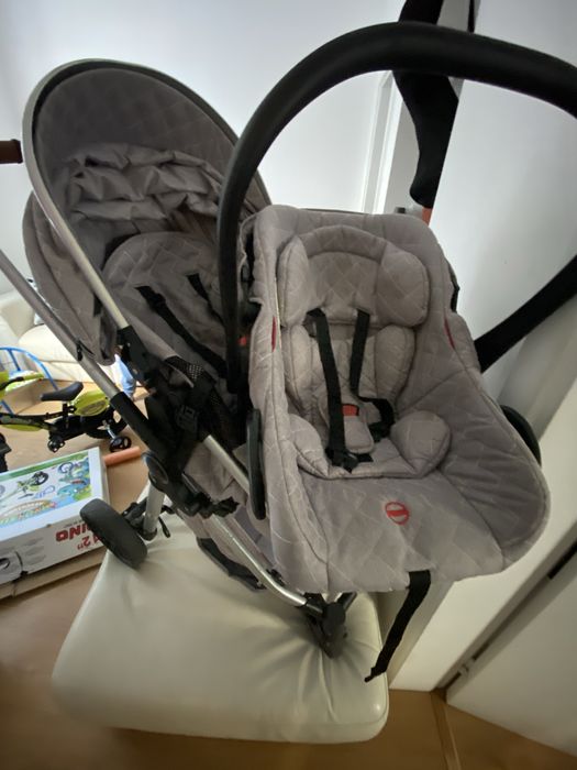 Carrinho de bebe completo ,Berço e trocador de frauda