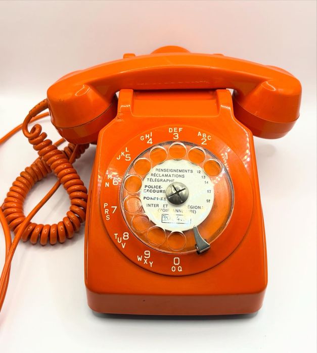 Antigo Telefone de Disco Vintage