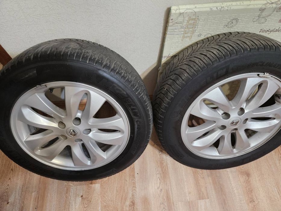Резина всесизонна 255/55/R17 б/у 4 шт с дисками 5*108