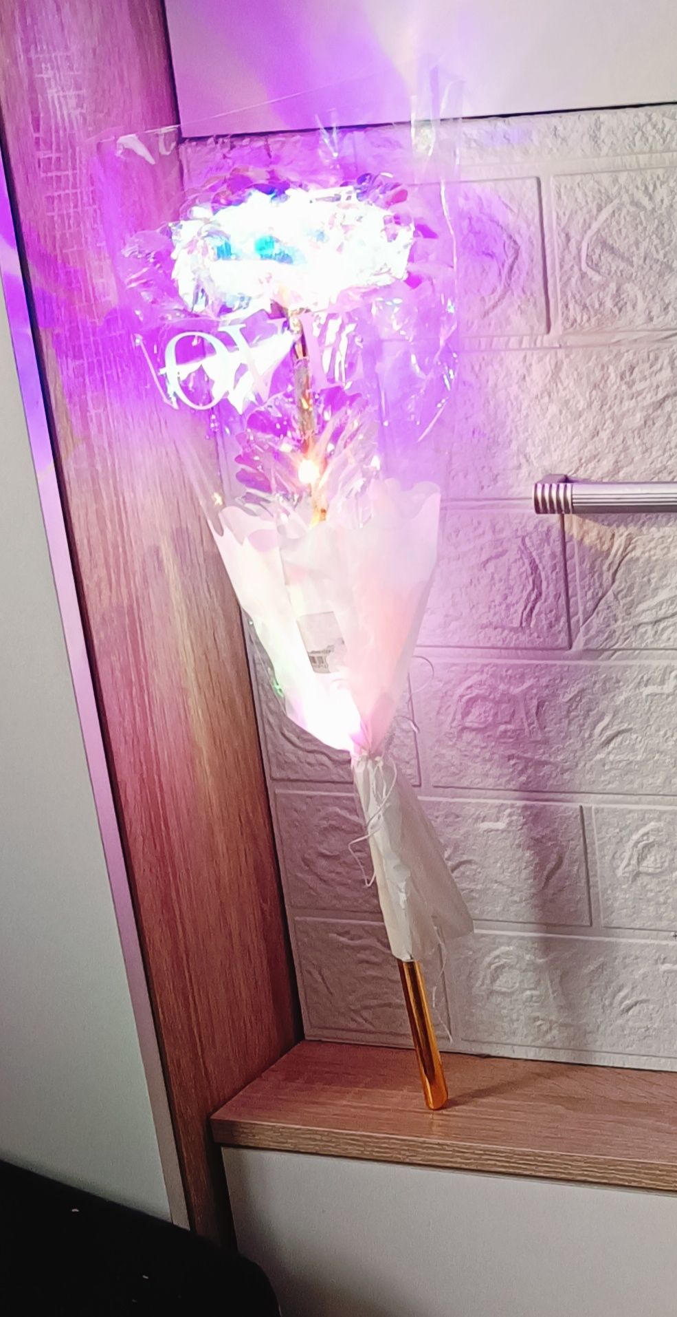 Biała wieczna róża LED XXL 50 cm walentynki dzień babci