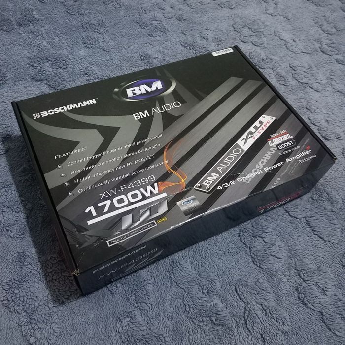 автомобільний підсилювач звуку