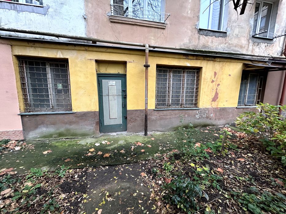 Продам приміщення під комерцію у центрі