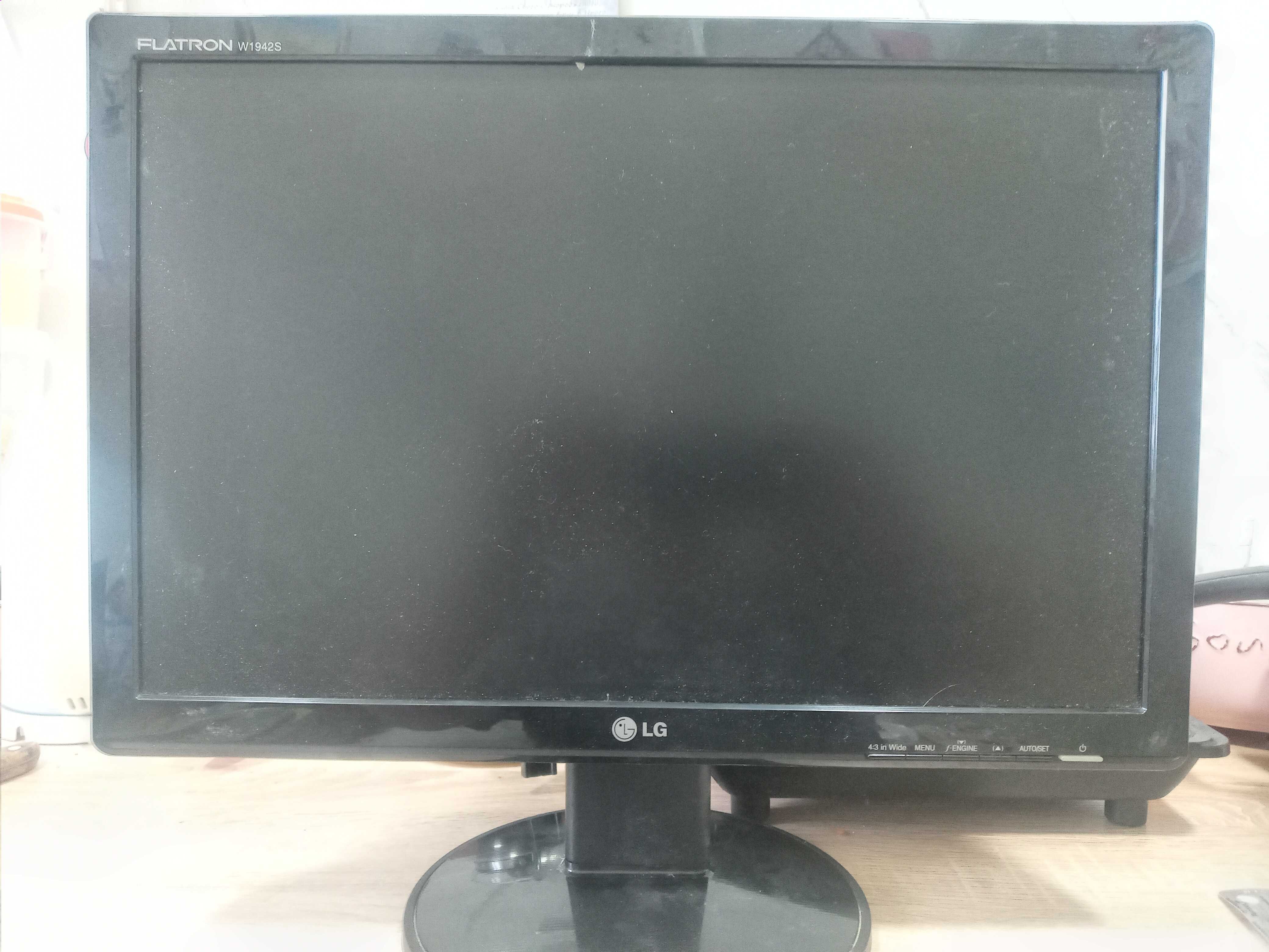 Продам монитор для ПК LG 20 "