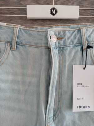 Forever 21 jasno niebieskie jeansowe spodenki szorty przetarcia XXL