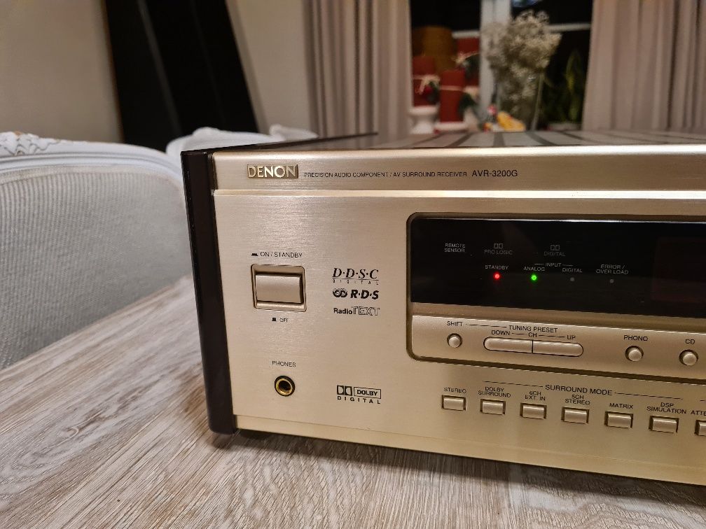 Amplituner Denon AVR-3200G z pilotem