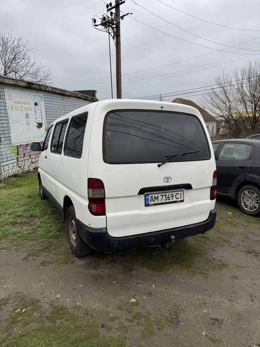 ToyotaHiace 2,5 1999р