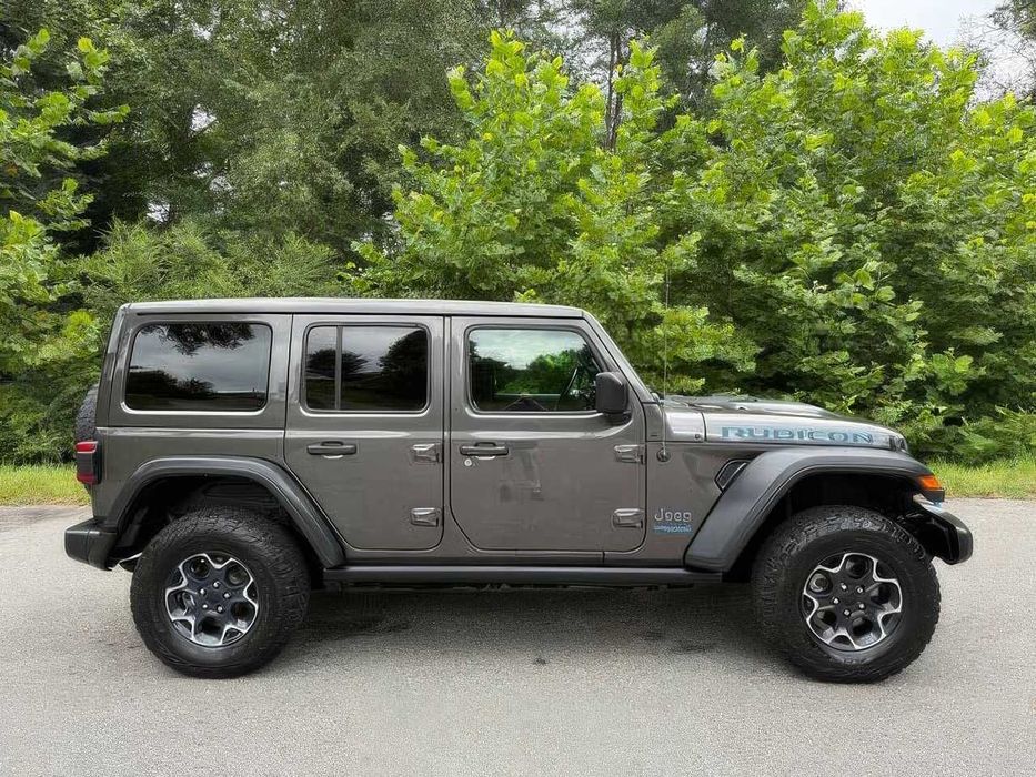 Jeep Wrangler      2022