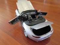 BMW Z8 - J. Bond  OO7, escala 1:12, Kyosho