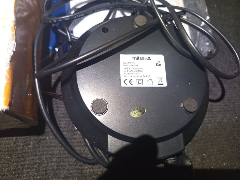 Antena TDT como nova, praticamente sem uso.