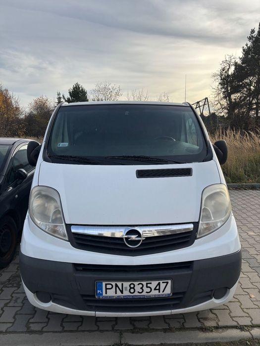 Opel Vivaro  Opel Vivaro zarejestrowany jako pojazd specjalny kamper idealna baza