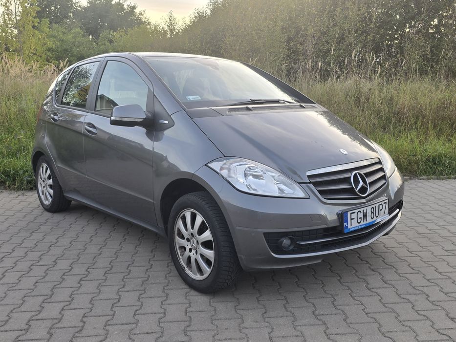 Mercedes A klasa 2010 R 1.6 z  gazem super technicznie