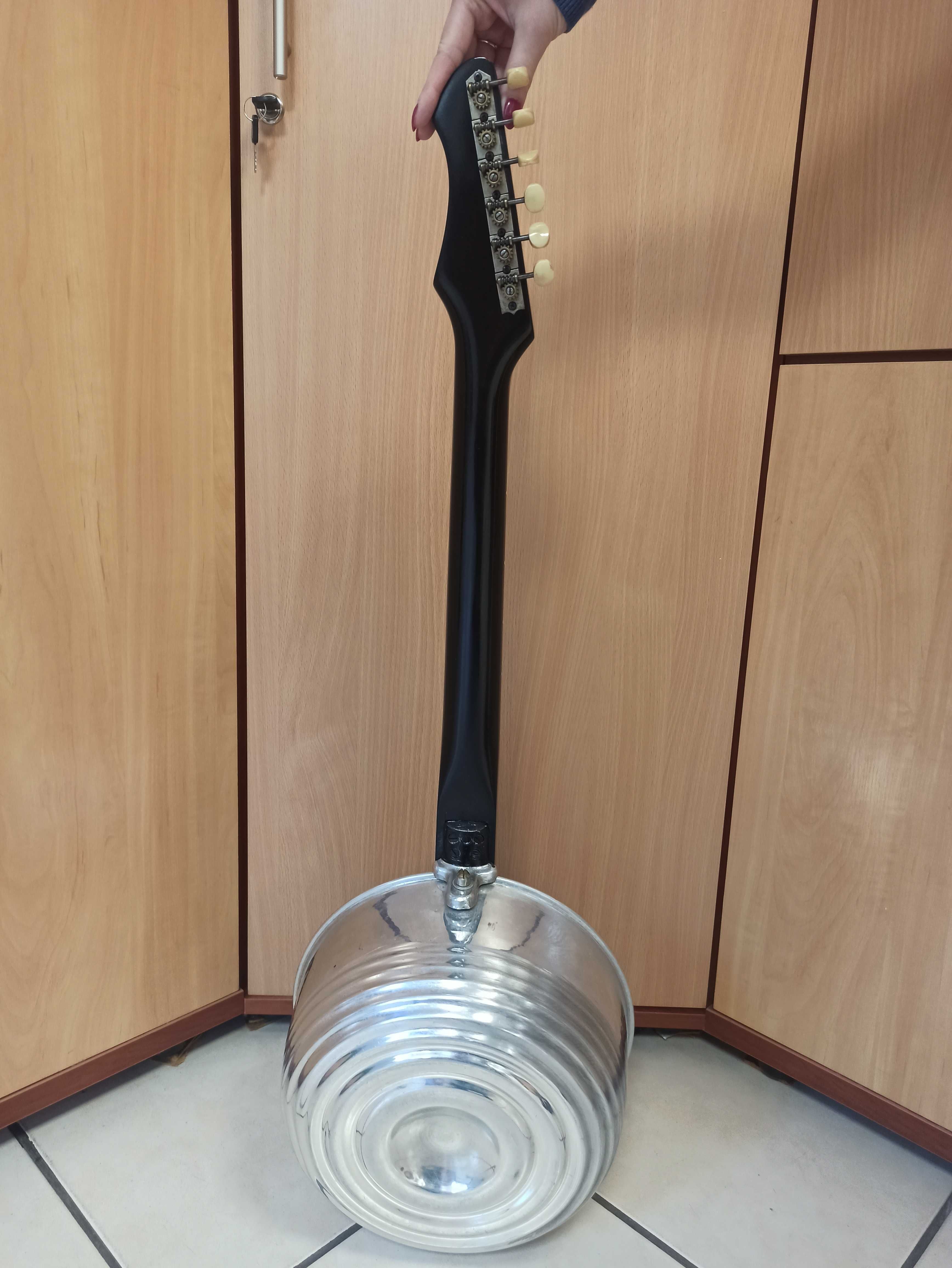 Turecki instrument strunowy Cumbus - Banjo