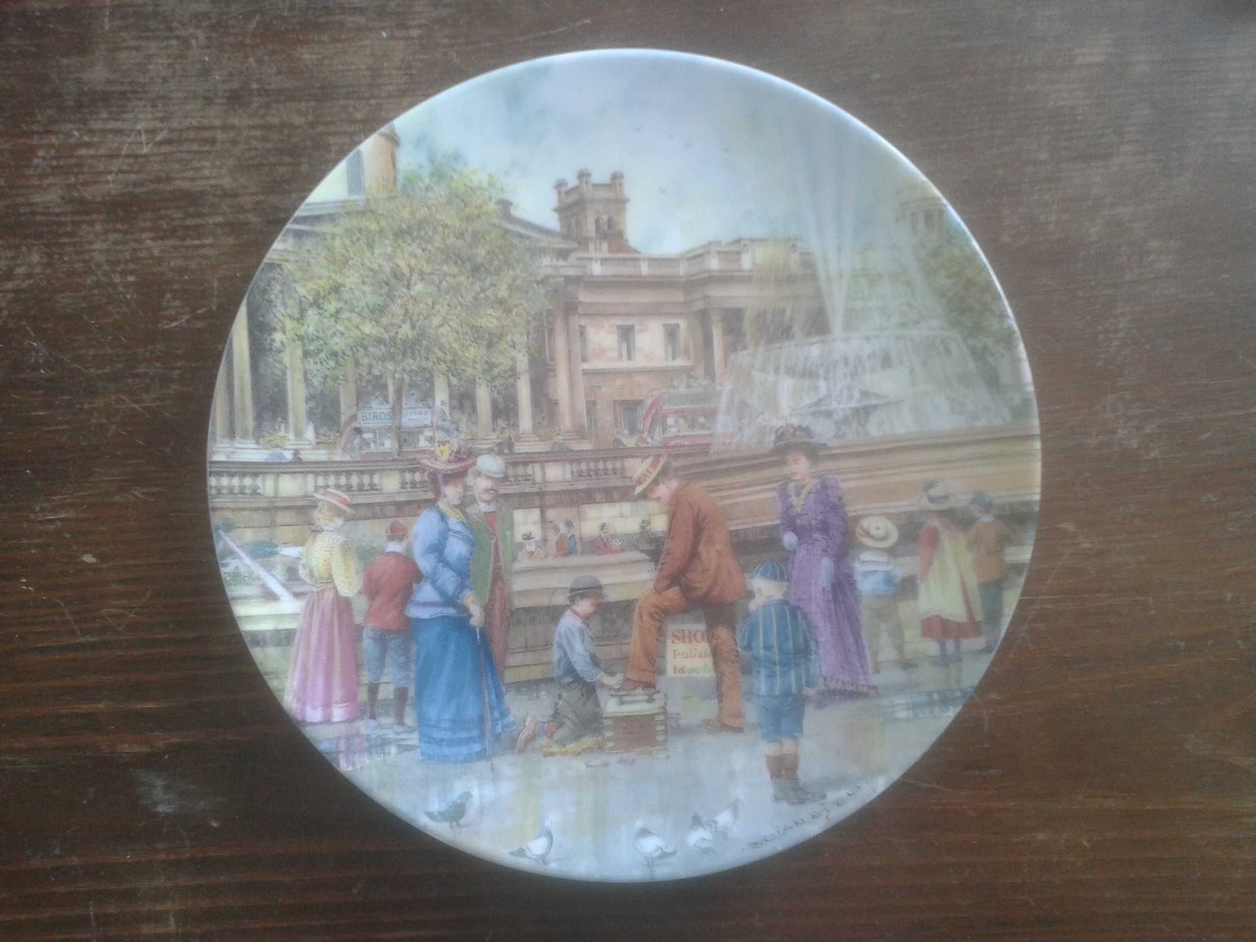 Talerze z porcelany Davenport Pottery By Brian Eden Made in England