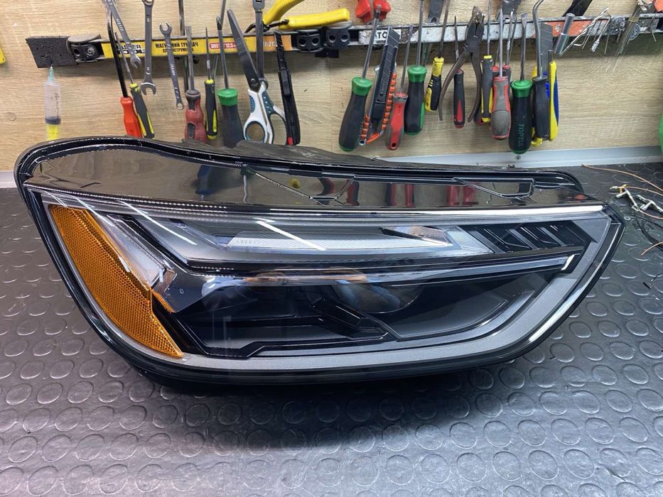 Фара audi Q5 2020-2025