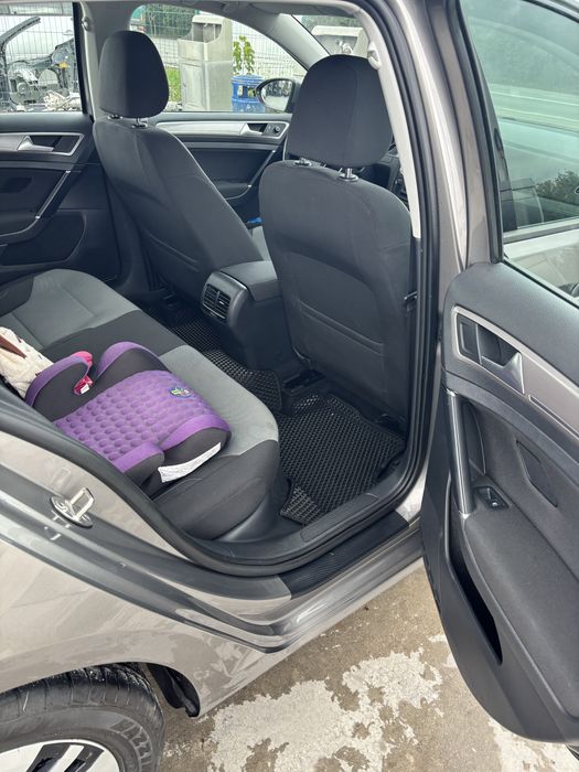 Продам VW E-Golf 24,2кВт