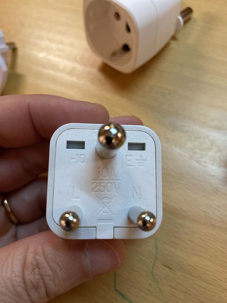 Adapatdor corrente tipo M
