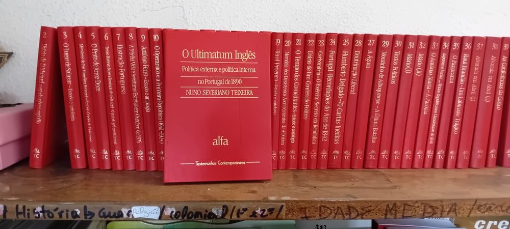 Coleção de livros ( testemunhos contemporâneos)