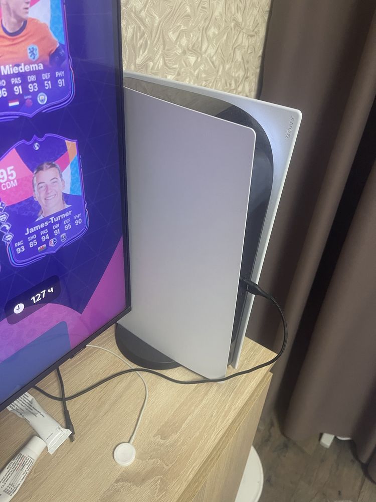 PS 5 продам приставку