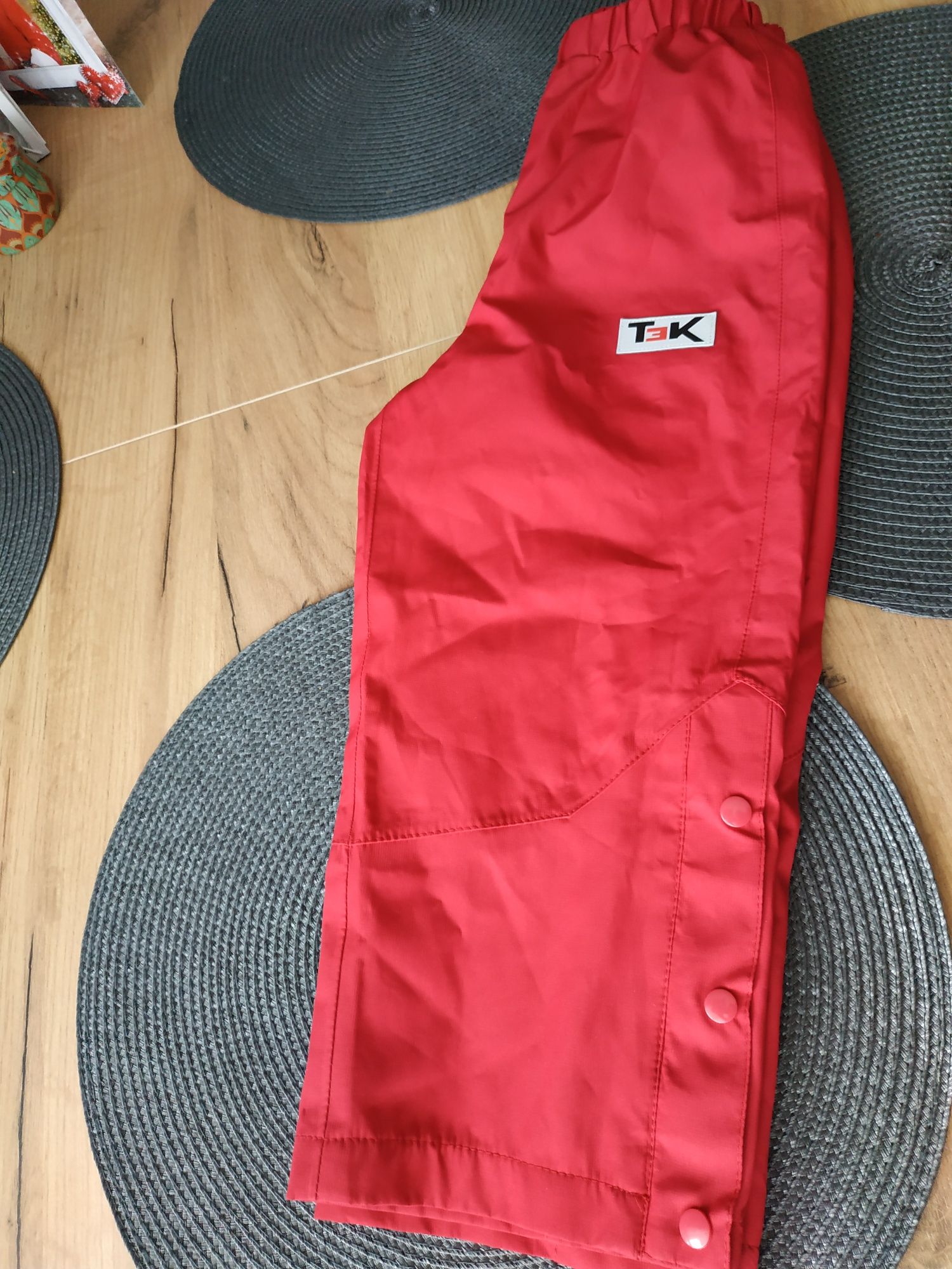 Markowe spodnie trekkingowe Hi Gear dla dziewczynki