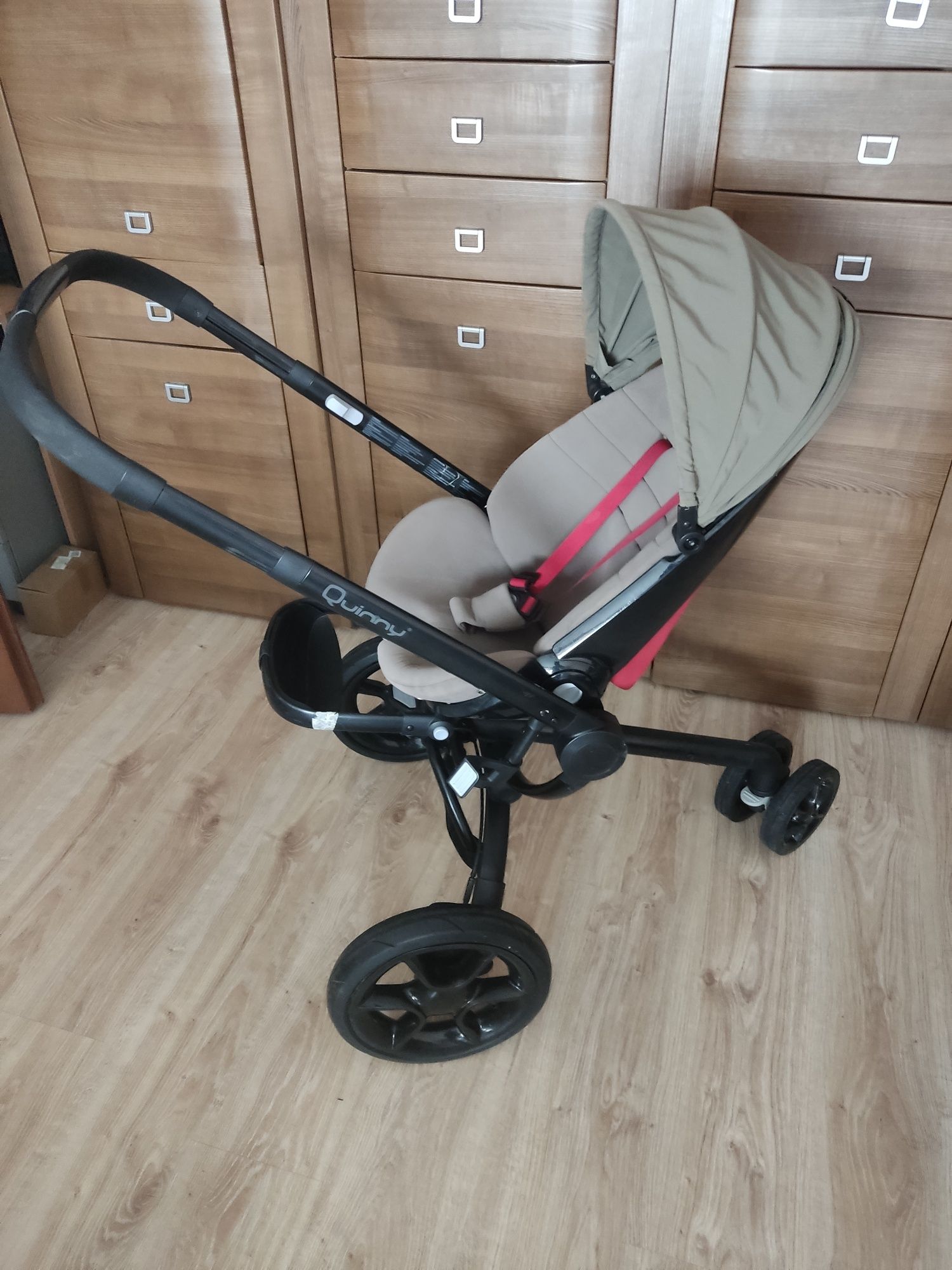 Wózek spacerowy , spacerówka QUINNY MOODD