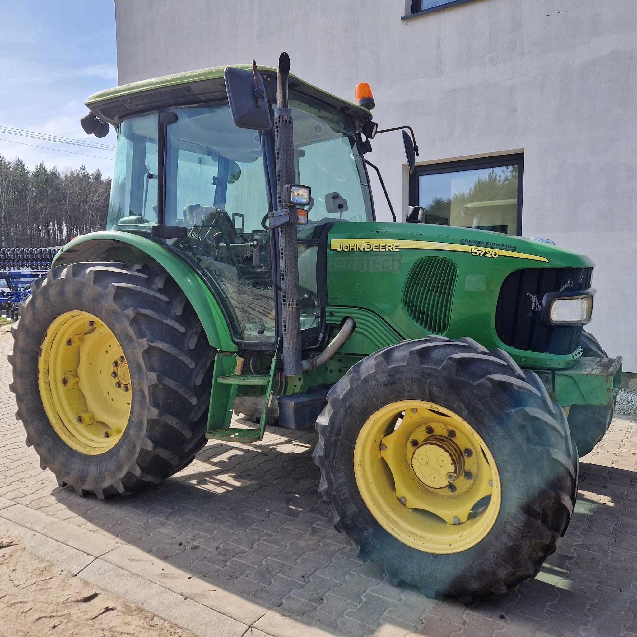 John Deere 5720, 2005 r.