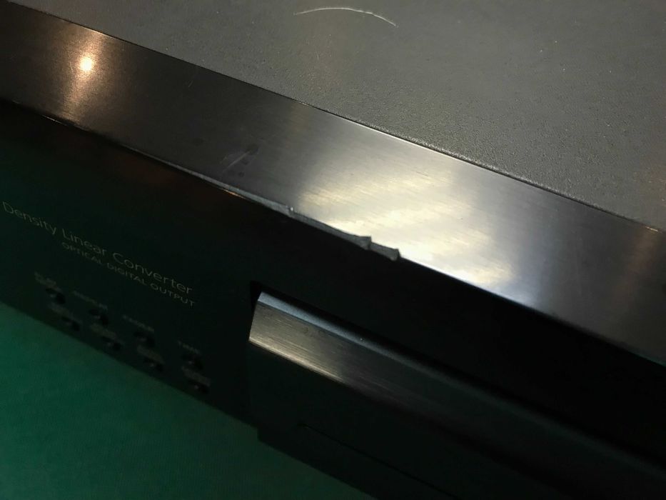 Sony CDP XE700 TC-204SD