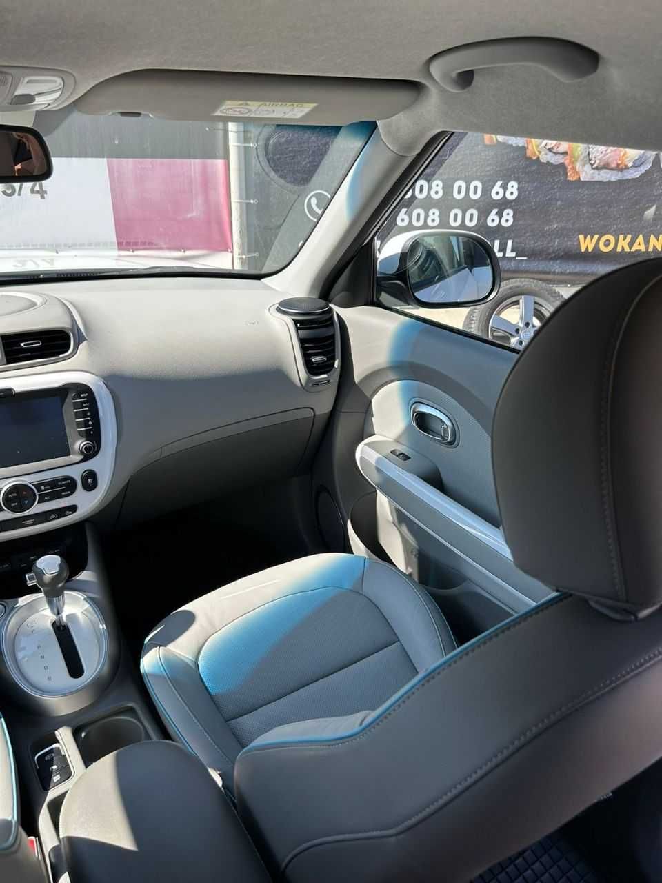 Продам KIA SOUL 2018 года, электро