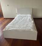 Cama c/estrado ripas e colchão
