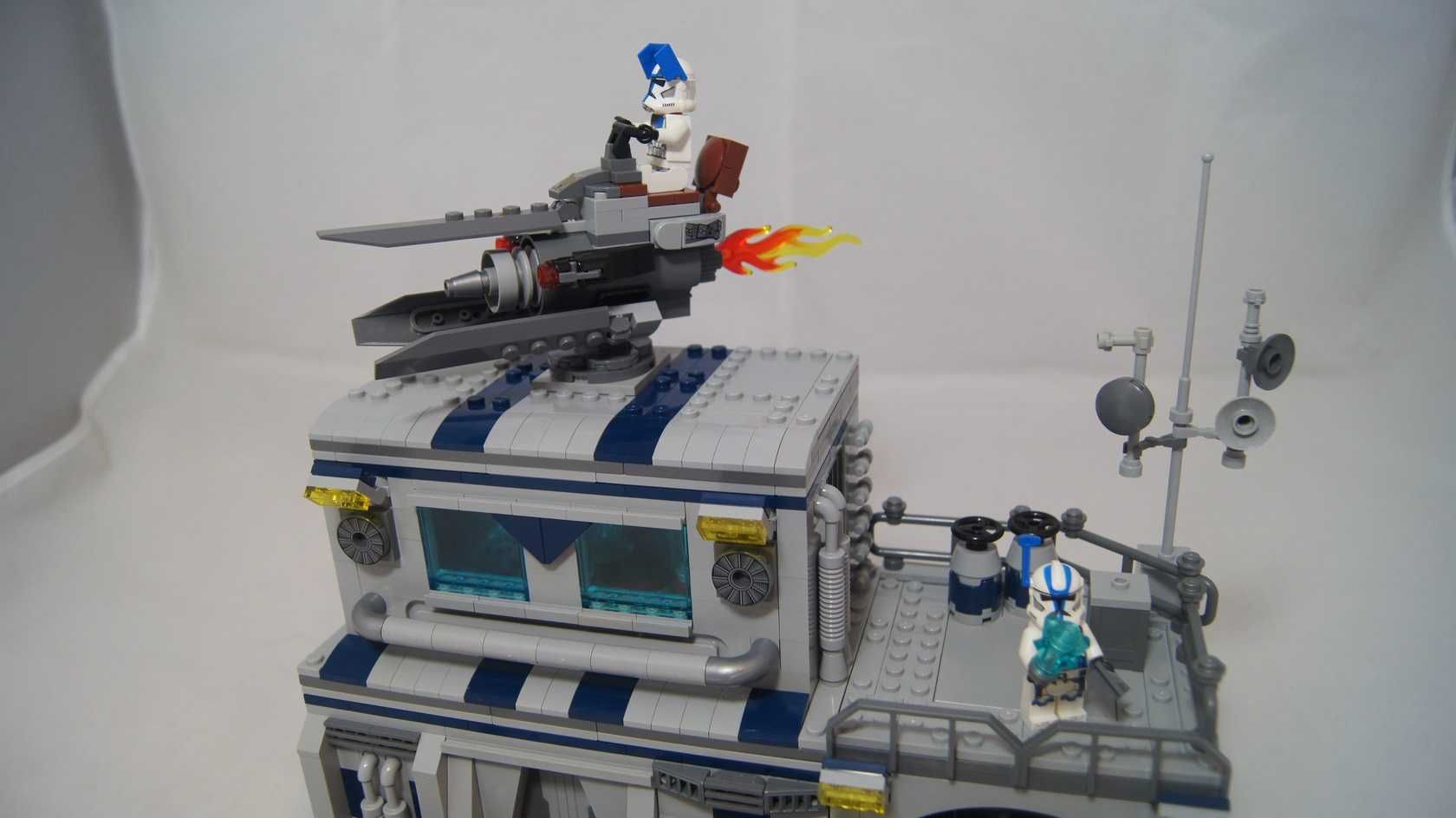 Lego Star Wars MOC baza hangar klonów 501 legionu figurki clone