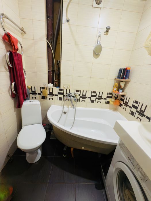 Продаж! Центр! 2-кімнатна квартира! Індивідуальне опалення!