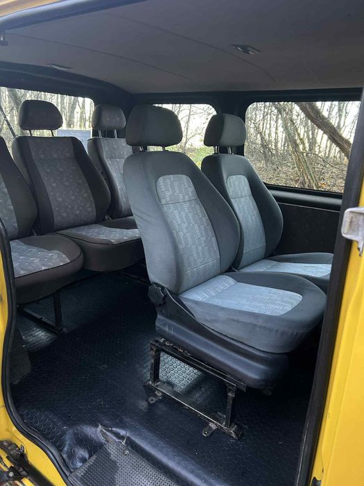 Продам Opel Vivaro